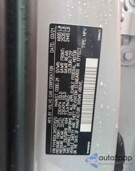 2021 Volvo Xc40 T5 Inscription z USA, uszkodzony, nr VIN YV4162UL5M2570070